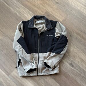 Columbia Men’s Black & Tan Lightweight Fleece Jacket